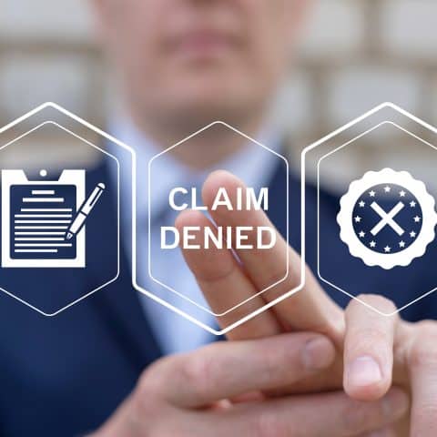 ¿Qué sucede si mi empleador niega mi reclamo de compensación?