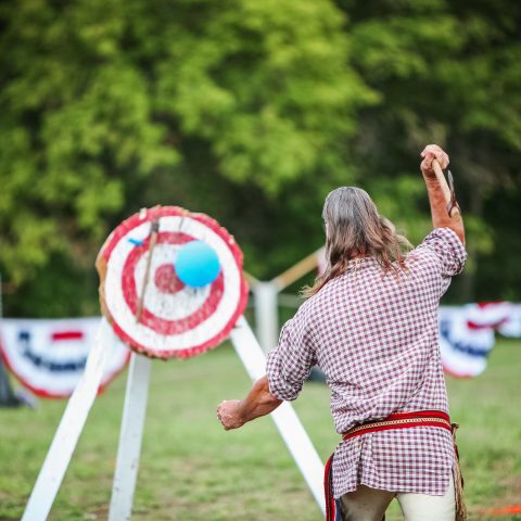 Abogados Especializados En Lesiones Por Lanzamiento De Hacha De Buena Park