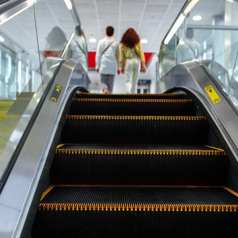 reclamaciones-por-accidentes-de-escaleras-mecanicas