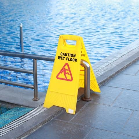 Abogados Especializados En Accidentes De Piscina De Barstow
